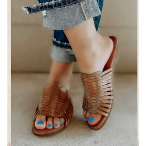 NEW ROAN Bed Stu Chasity Slide Sandals Huarache Leather Hand Woven Tan Size 8